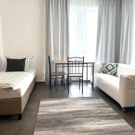 Gemütliches Doppelzimmer Gemeinschaftsbad, hotel en Dingolfing