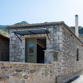 Achyronas 1840 Stone House, hotel u gradu Graviá