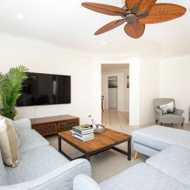 Delamere - Pet Friendly with Firepit & Fireplace