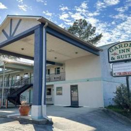 Garden Inn & Suites, hotelli kohteessa Rome