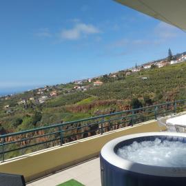 Apartamento Bela Vista, hótel í Calheta