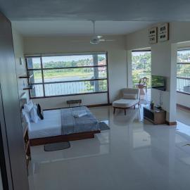 Lakeside Suites By cmb apartments