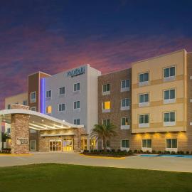 Viesnīca Fairfield Inn & Suites by Marriott Cut Off-Galliano pilsētā Galliano