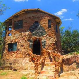 Viesnīca La Casita de Piedra pilsētā Atyrá