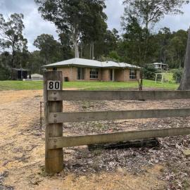Idyllic Bush Retreat, Hotel in Narooma