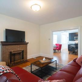 Spacious 2-bedrm Apt in Jenkintown w/Free Parking