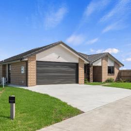 Riverside Retreat - Waipu Holiday Home、ワイプのホテル