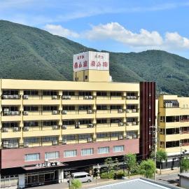 戸倉上山田温泉ホテル圓山荘, hotel di Chikuma