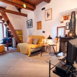 Centovalli Rustic near Locarno, khách sạn ở Intragna