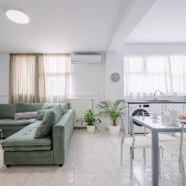 Renovated Modern Home with Parking in Heraklion