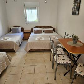 Apartmani Vista Čanj: Čanj şehrinde bir otel