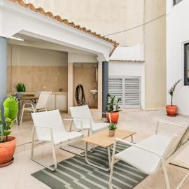 Loulé Sunny Retreat by LovelyStay