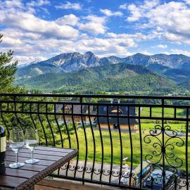 Apartamenty z widokiem na Tatry Cztery Pory Roku, hotel in Kościelisko