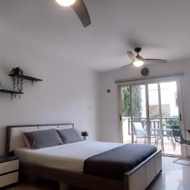Modern Studio apartment Armonia Court, hotel di Paralimni