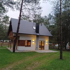 Szepczące Sosenki Borsk domek na wynajem, hotel en Borsk