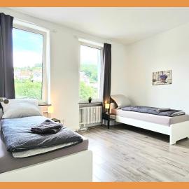 TOP Monteurwohnung! Modernes Apartment mit Einzelbetten & WLAN & kostenlosen Parkplätzen & voll ausgestattet in Altena - ALT 01 und 02, hotel ad Altena