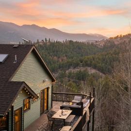 Sunset Mountain Views near Town on 3 Private Acres, hotel a Bailey