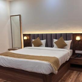 BNS Hotel & Resort, Hotel in Sasarām