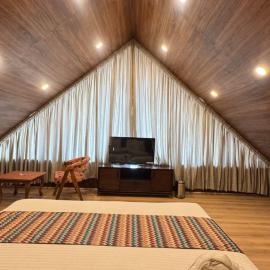 Emroz Kings Resort, hotel a Batakūt