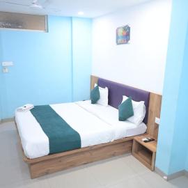 JMB Hotel Rana Palace, hotel u gradu 'Dewās'