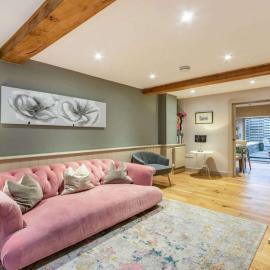Church View Apartment