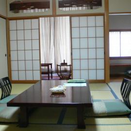 Oyado Sansui, hotel v mestu Achi