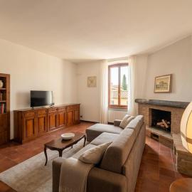 Crespi Apartments Six, hotel i Capriate San Gervasio