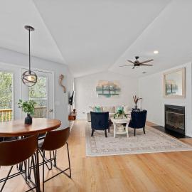 Sojourn Stylish 2BD with Pool and Tennis, хотел в Кил Девил Хилс