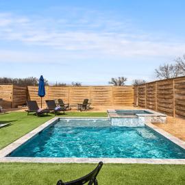 Winery Retreat - Pool - Hot tub - Near Luckenbach