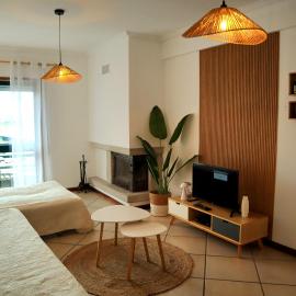Gare Do Sol Free Parking and Smart TV