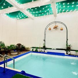 Private Luxury Pool Villa by Nyra Homes, Hotel in Jaipur
