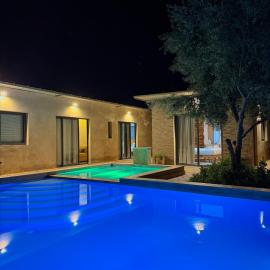 Évasion moderne & Piscine Privèe Romantic et hammam offert