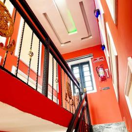 Skye Palace Apartment - Royal Retreat