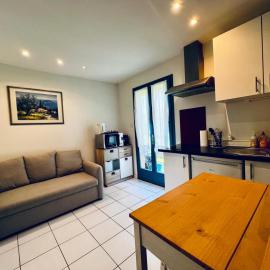 Petite maison Cosy Le gaucher, ξενοδοχείο σε Muret
