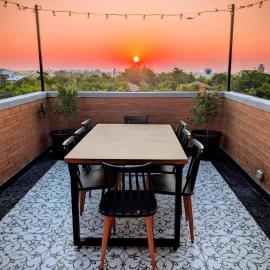 Mrinmaya - Mountains, Movie Nights, Memories โรงแรมในNandi