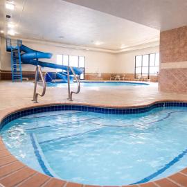 Comfort Inn & Suites Rapid City near Mt Rushmore, hotel u gradu Rapid Siti