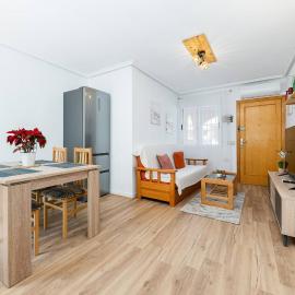Bungalow Coral Sunrise, hotel in Torrevieja