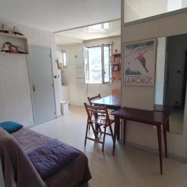 appartement 4 places centre-ville、コトレのホテル