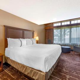 Best Western Premier The Lodge on Lake Detroit, hotel in Detroit Lakes
