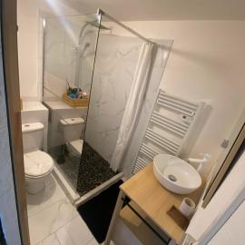 Studio avec parking privé