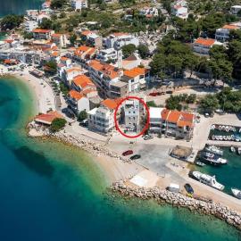 Holiday home with hot tub Drasnice - Makarska - 25460, hotel Drasnicében