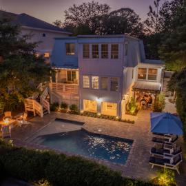 6 BR near Beach - Private Pool - Fenced In w Pets