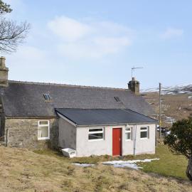 Glentairre Cottage - Swww, hotell i Balnaboth