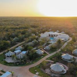 LJs Chichikan Eco Luxury Retreat, hotel di Valladolid