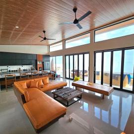 Black Sands Villas Caliana Beachfront, hotell i Tianyar
