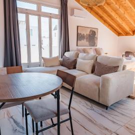 Modern Studio Loft in Central Larnaca with WiFi