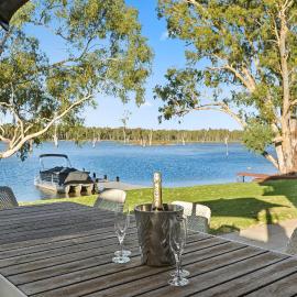 River House Bundalong, Hotel in Bundalong