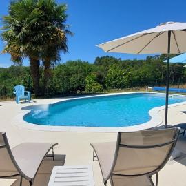 Combe Belle, hotel Vézacban