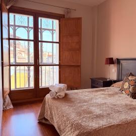 Smartmonki Sinagoga entre la Catedral y Zocodover – hotel w mieście Toledo