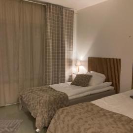 Systemairhallen Bed&Breakfast, hotell sihtkohas Skinnskatteberg